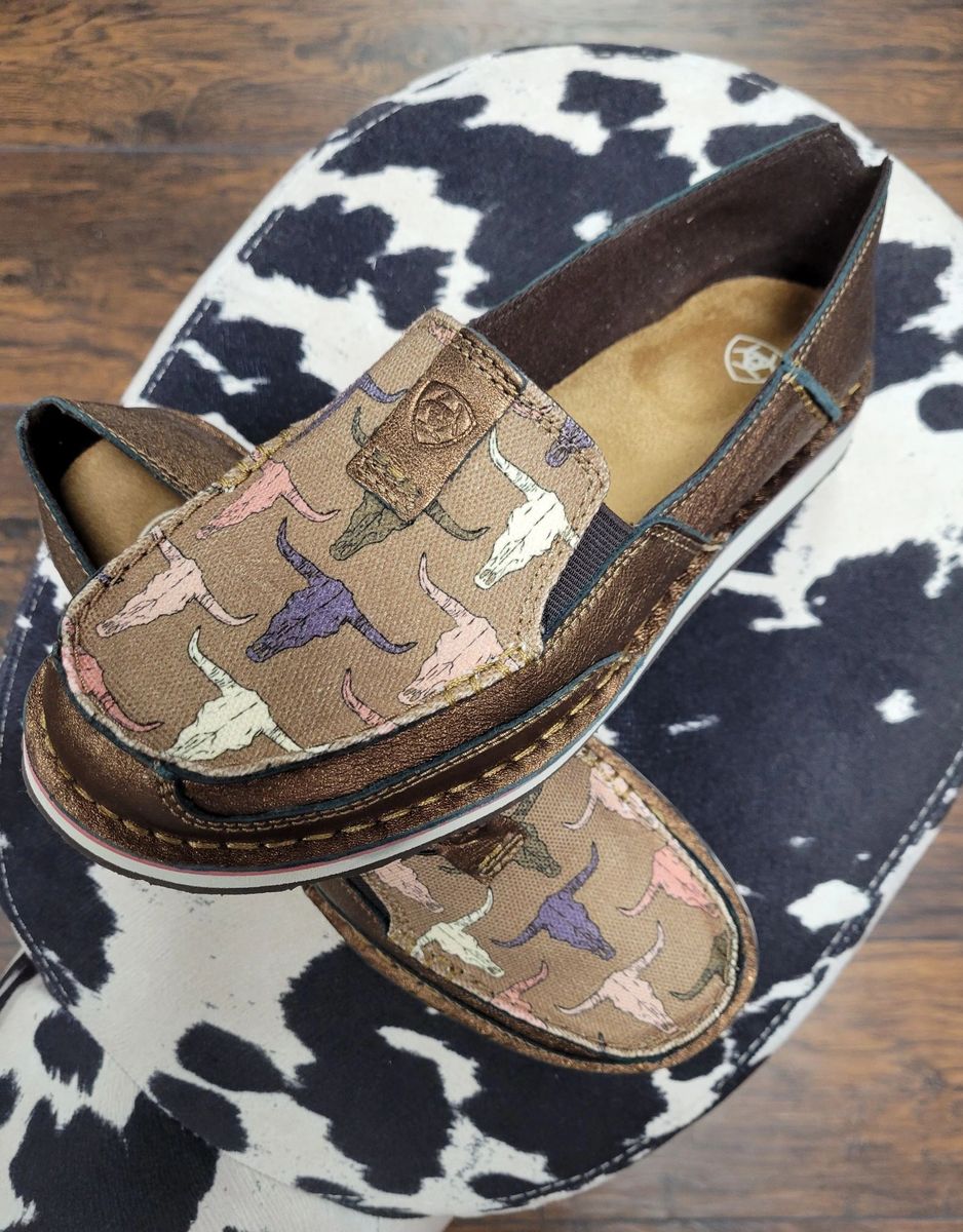 Ariat Longhorn Bull Skull Leather Slipons
